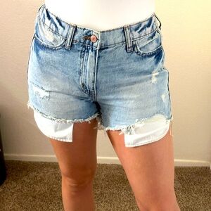 No Boundaries Jeans shorts size 25